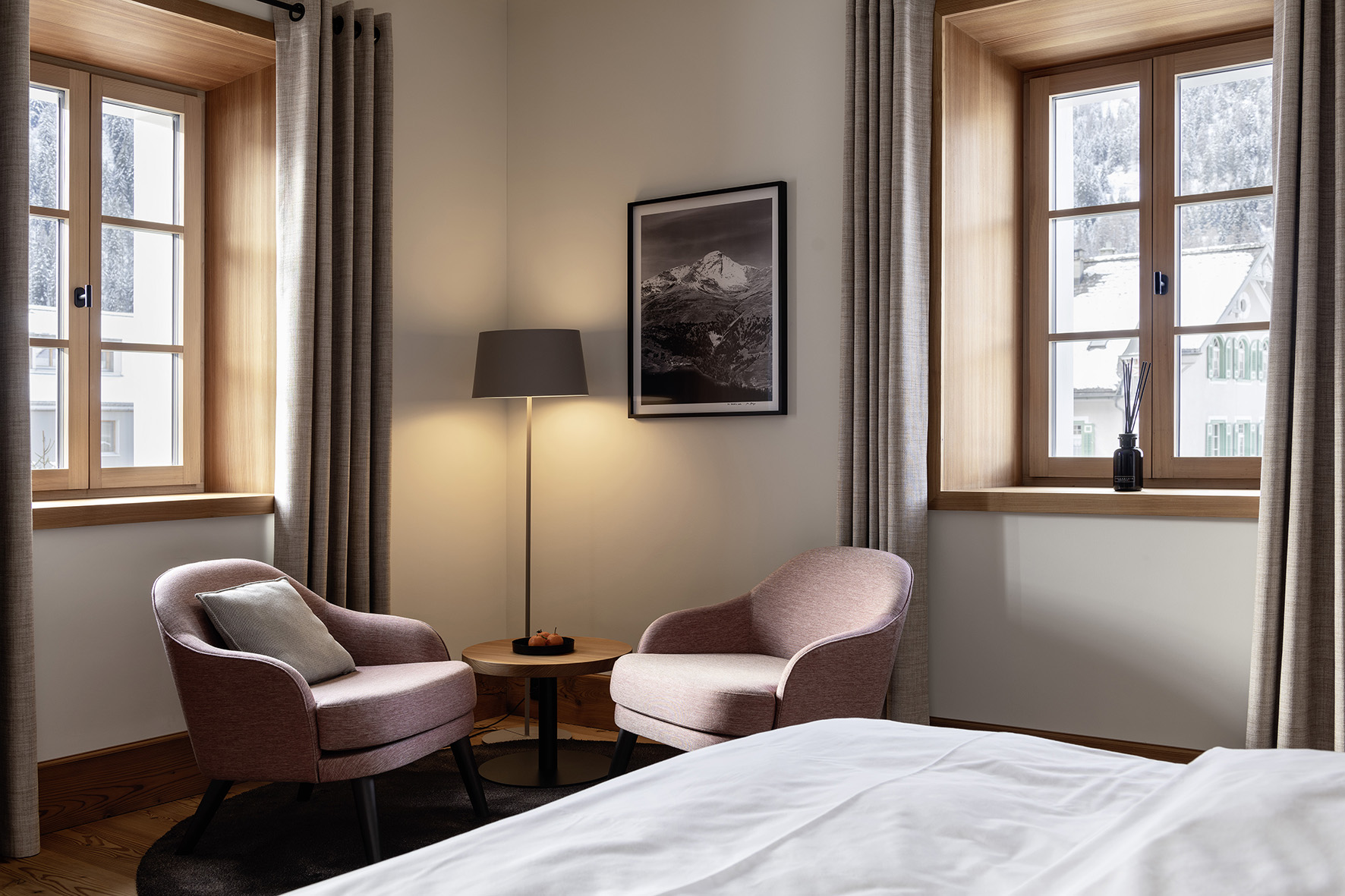 1198 id hotel post 0333